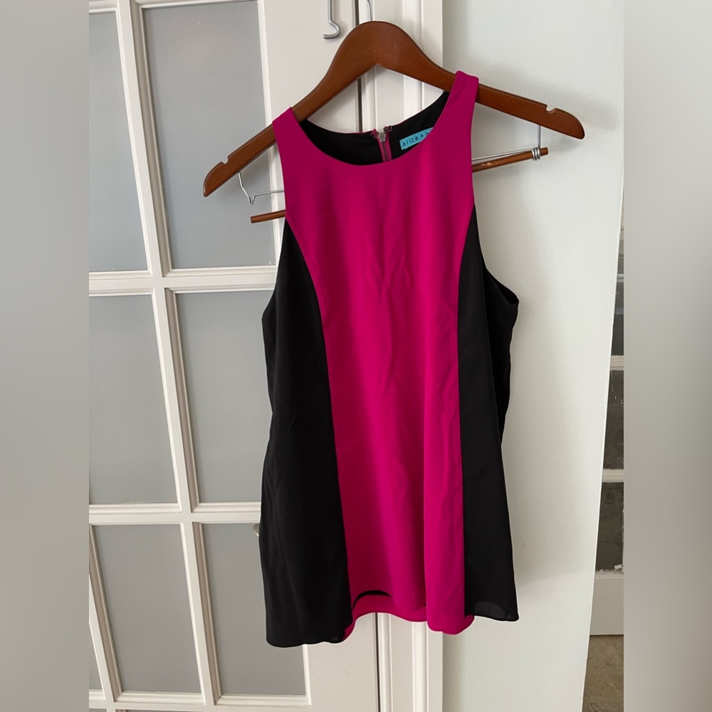 Alice and Olivia top, size xs, never worn